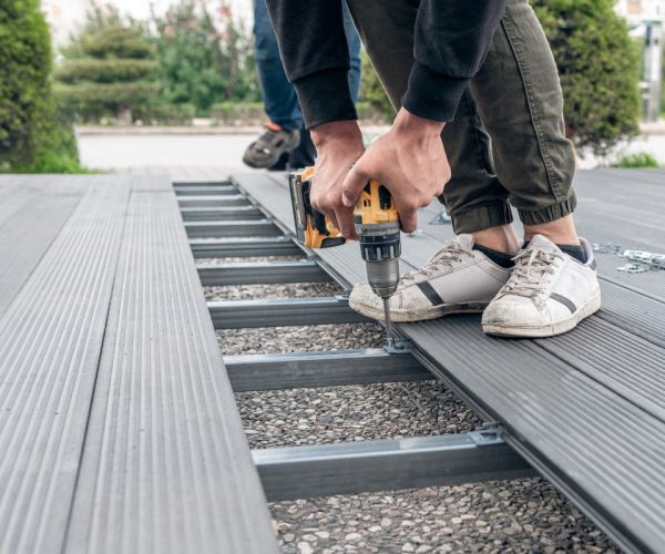 wood-plastic-composite-decking-installation